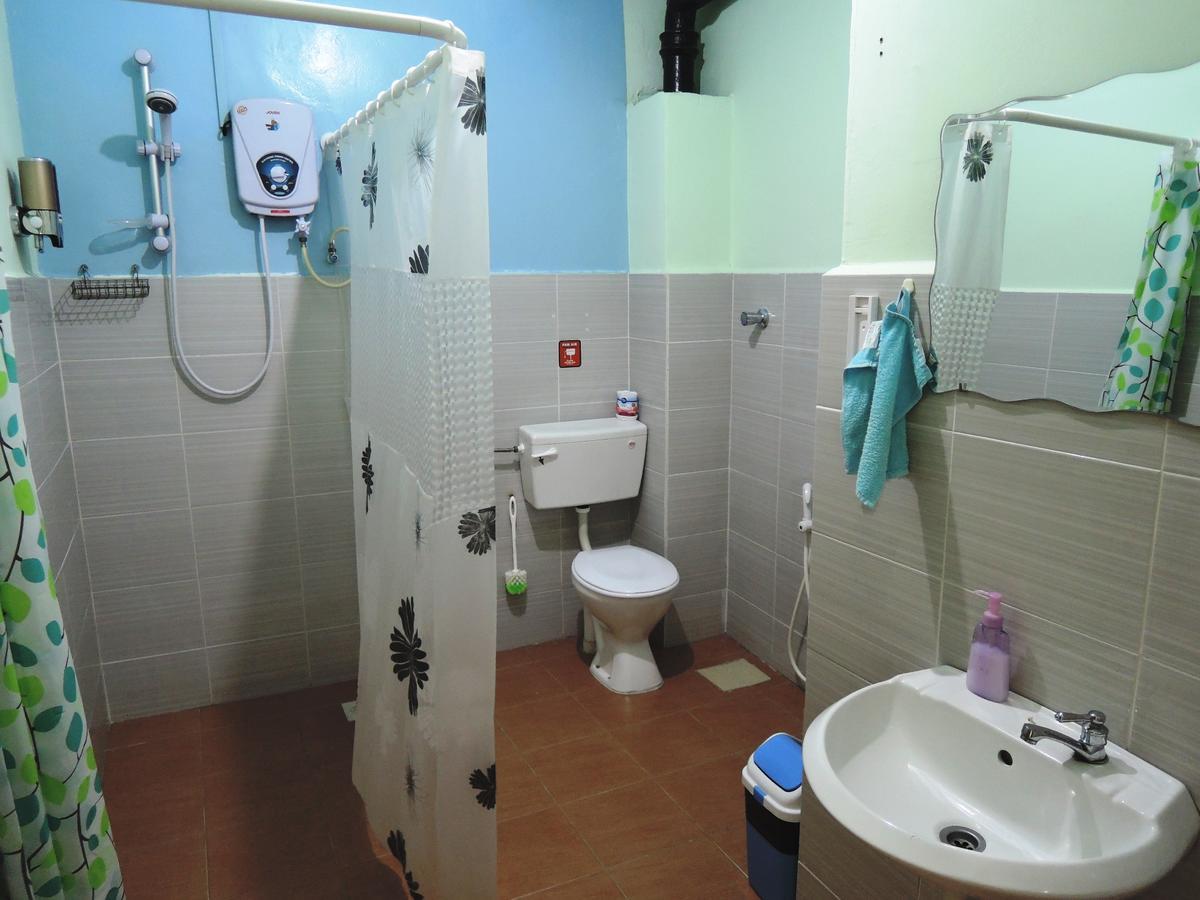 Hotel The Pillohouzzze Malacca Exterior foto